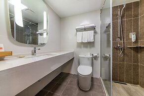 Ibis Chongqing Jiefangbei Pedestrian Street Hotel