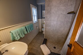 Serendipity Resort & Suites