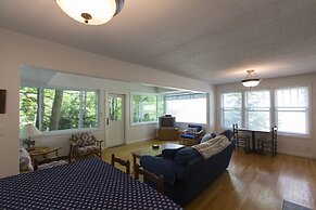 Serendipity Resort & Suites