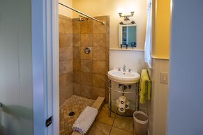 Serendipity Resort & Suites