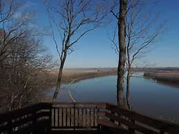 Pinckney Bend Bed & Breakfast