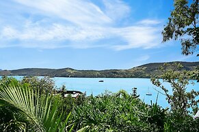 Heliconia 10 Newly Renovated House