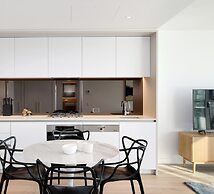 Orange Stay at Collins Wharf