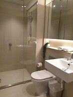 Orange Stay at Collins Wharf