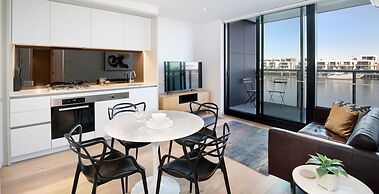 Orange Stay at Collins Wharf