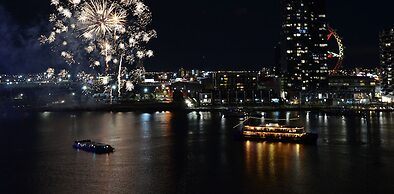 Orange Stay at Collins Wharf