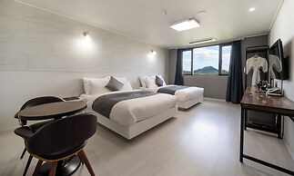 Andong CM Park Hotel