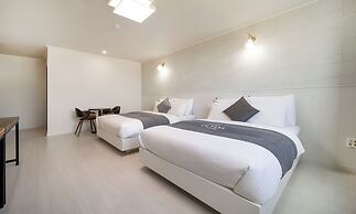 Andong CM Park Hotel