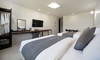 Andong CM Park Hotel