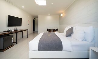 Andong CM Park Hotel