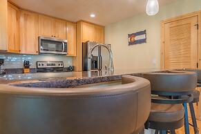 Private Home With A Beautiful Mountain Vista - Woods24 by RedAwning