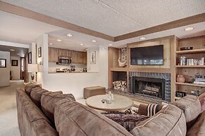 1777 Decatur 2 Bedroom Condo by RedAwning