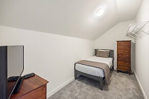 1366 Laurel Grove - 4 Br Home