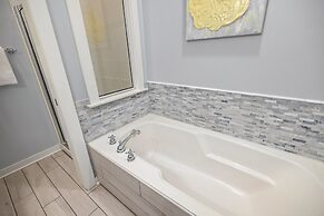 1366 Laurel Grove - 4 Br Home