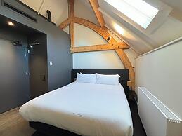 Hotel Kazerne