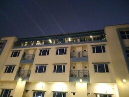 Grand Diamond Guest House