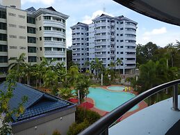 Rimbun Suites & Residences