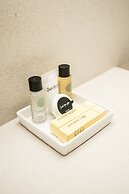 Rimbun Suites & Residences