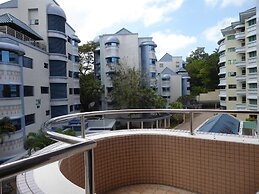 Rimbun Suites & Residences