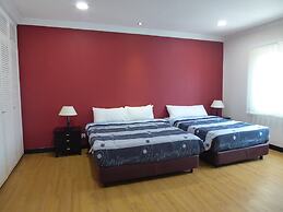 Rimbun Suites & Residences