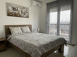 King Peter Apartments