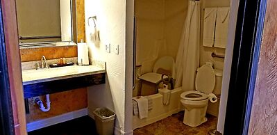 Fairway Inn