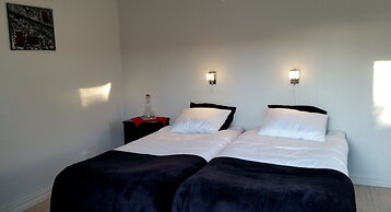 Som Hemma Gardscafe Bed & Breakfast