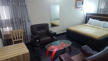 D'Luxx Villa & Suites