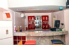 D'Luxx Villa & Suites