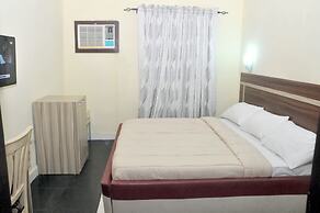 D'Luxx Villa & Suites