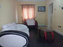 D'Luxx Villa & Suites