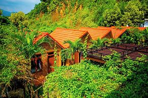 Phong Nha Hillside View Bungalow