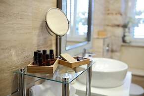 White Stone Apartment  Diocletian Palace