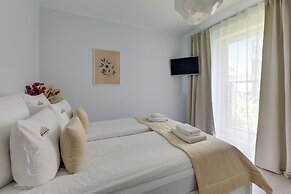 Chmielna Park by Downtown Apartments