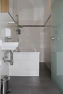 Christiano Apartments