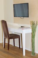 Christiano Apartments