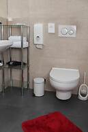 Christiano Apartments