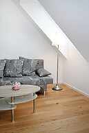 Christiano Apartments