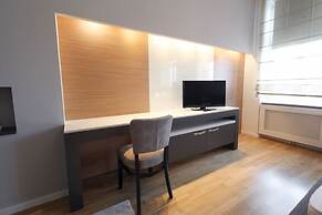 Christiano Apartments