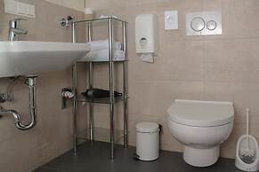 Christiano Apartments