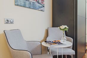 GM Apartments roomy mansion at Arbat