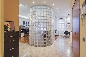 GM Apartments roomy mansion at Arbat