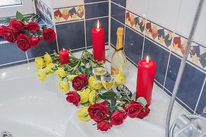 GM Apartments roomy mansion at Arbat