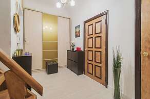 GMApartments 4 rooms with mansard on Tverskaya