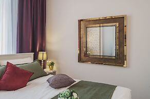 GMApartments 4 rooms with mansard on Tverskaya