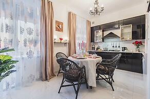 GMApartments 4 rooms with mansard on Tverskaya