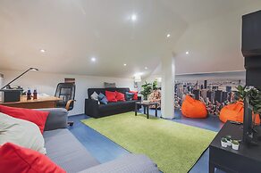 GMApartments 4 rooms with mansard on Tverskaya