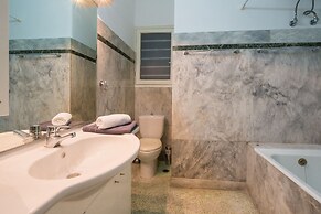 Capricorn - Luxurious Apartment in Kolonaki