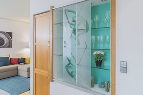 GMApartments 3 rooms at Patriarshie Ponds