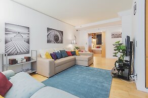 GMApartments 3 rooms at Patriarshie Ponds